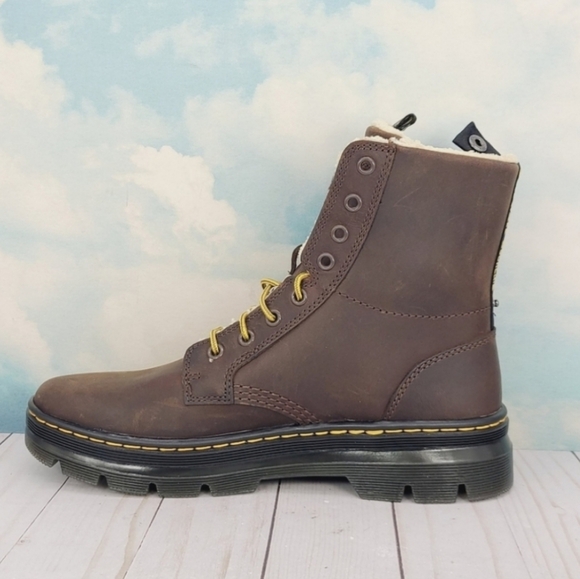 Dr. Martens Crazy Horse Boot Size 8 FREE SHIP - Picture 4 of 13